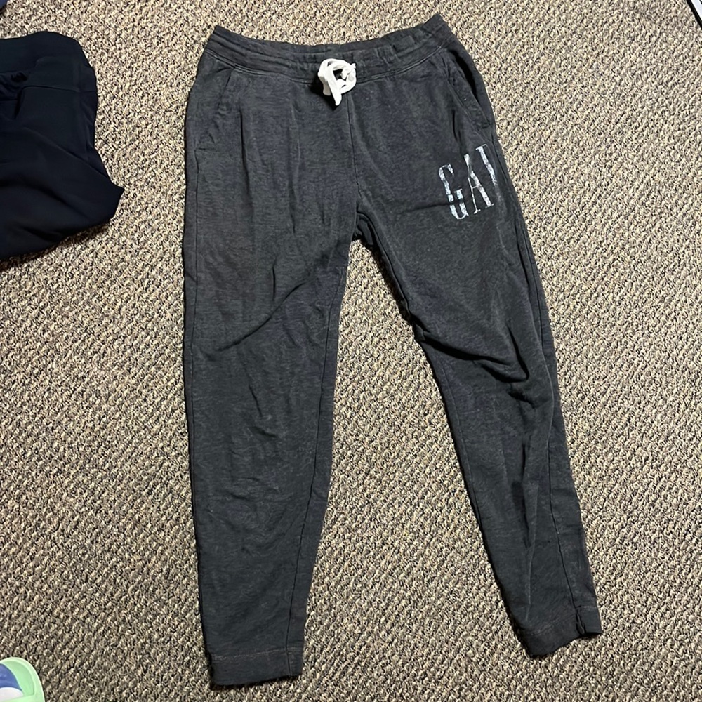 GAP sweatpants